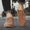 Elbise ayakkabıları erkek ayakkabıları İngiltere trend rahat ayakkabılar erkek süet oxford düğün deri elbise ayakkabı erkekler flats zapatillas hombre artı boyut 230823