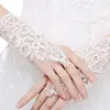 Lace Bridal Gloves Fingerless Ribbon Beads Short Wedding Gloves Rhinestone Party Opera Dance Accessories234s