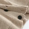 Maglioni maschili camicia a maglia in lana pura vneck autunnowinter western styleversatile clood solido a doppia tasca casual cardigan 230823