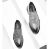 Vestido sapatos italianos sapatos de vestido deslizam em sapatos de couro de brogue para homem plus size point toe de negócios casual masculino para casamento 230823