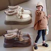 Chaussures plates Hiver filles chaussures d'école enfant rétro noir Beige marron princesse fourrure chaussures enfants tout-match en cuir PU petite fille chaussures F10232 L0824