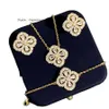 Classic Brass 18K gold plated Pendant Necklaces Full diamonds Flowers Four Leaves Clover women Luck Earring ear stud Designer Jewe3937549