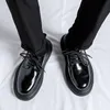 Kleid Schuhe Mode Lässig Designer Herren Kleid Schuhe Frühling Herbst Retro Schwarz Plateauschuhe Männliche Leder Hochzeit Pendeln Schuh Mann 230824