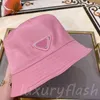 Designer Cloches Pra Hats Oversized Bucket Hat Casquette Designer Stars With Luxury Fasion Casual Outing Flat-top Small Brimmed Wild Triangle Standard Ins