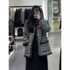 Kurtki damskie Plusy Tweed Tweed Kurtka Kobiet Kobiet Autunia jesienna Zima zagęszcza wełniana wełniana odzież wierzchnia moda elegancka pojedyncza piersi luźne topy 230823