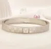 Lyxdesigner Bangle Armband Högkvalitativt rostfritt stål Märkesbokstäver Tätningsarmband Trefärgad guldpläterad armbandsmodesmycken Tillbehör