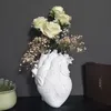 Vases Heart Shape Flower Vase Resin Vase Dried Flower Container Vases Pots Body Sculpture Desktop Flower Pot Home Decoration Ornaments 230823