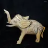 Dekorativa figurer gamla asiatiska porslin hand snidade djur elefant staty skrivbord ornament presentkollektion längd 13,5 cm