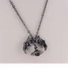 Koningin Moeder Demon Evil Titanium Zwarte Vleugels Diamant Saturnus Ketting Super Cool Punk Bat304e