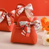 Presentförpackning 1 st liten läderlåda kreativ handväska form band båg temperament fast färg godis med handväska
