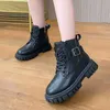 أحذية أحذية للأطفال الخريف الخريف جلود الأطفال Martin Boots School Boy Girls Shoes Fashion Boys Motorcycle Boots Boots Waterproof L0824