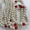 Kedjor naturligt sötvatten utsökt 3Rows White Pearl and Red Jades halsband