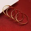 Bangle Gold Color Fashion 4pcs Bracelets femininos de tamanho aberto Bulbões a laser Dubai Jóias