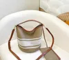 Luxe echte originele cultch tassen avondtassen meerval huidtassen ontwerpers vrouwen schoudertassen bakken cross body hoogwaardige handtassen cosmetische tassen 12