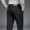 Jeans pour hommes Automne Doux et confortable Classique Droite Lâche Hiver Noir Denim Pantalon Homme Business Casual Slim Marque Pa208S