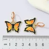 Pendientes colgantes 1 par de aro con colgante de mariposa de Metal para mujer, joyería de regalo, gota de insecto Simple y única AE27