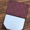 Kvällspåsar Alirattan Dubai Laptop läderhylsa påsar Notbok Case Cover Pouch för 133 tum Snake struts Mönsterhållare 230823