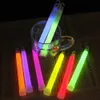 LED Light Sticks 1030pc Militär Glow Light Sticks Waterproof Concert Party Light Stick With Hook Camping Vandring Walking SOS Gear Survival Kits 230823