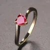 Bagues de cluster Vente européenne et américaine Simple Huit coeurs Flèches Saphir rouge en forme de coeur Bague ouverte Femme