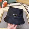 Cloches Pra Hats Cappello a secchiello oversize Designer Stars con Fasion Casual Outing Flat-top a tesa piccola Triangolo selvaggio Standard Ins