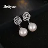 Studörhängen Bettyue Märke Fashion Charm Flower Jewelry Zircon Rose Pearl For Woman Wedding Party Gothic Gift