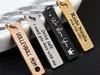 Keychains Lanyards 드라이브 안전한 키 체인 나는 나와 함께 당신을 필요로합니다. 커스텀 새겨진 스테인레스 스틸 바 남자 친구를위한 스테인리스 스틸 바 키 체인 개인화 된 키 체인 230823