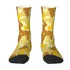 Chaussettes pour hommes Affiche jaune Camouflage Mâle Hommes Femmes Bas d'hiver Hip Hop