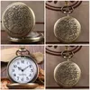 Pocket horloges Bekijk bronzen vintage snijpatroon met sleutelhanger steampunk -mannen retro op ketting