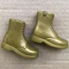 Puppenpuppenschuhe Boots Kinder DIY spielen Puppenzubehörschuhe rosa weiß Gold gelb Schwarzes Grün Doll Decors Girl Collection Toys 230823