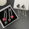 Hängen Europa Designer Heart Shaped Tassel Crystal Ear Clip Earring Halsband Luxury Set Women Vintage Jewelry Top Quality Runway Trendy