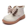 Buty dla dzieci zimowe buty dla dziewcząt z Bowknot ciepłe aksamitne księżniczki krótkie buty maluchowe dziewczyny marka beżowa platforma dziecięca e11261 l0828