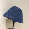 Berets Moovook Fashion Light Diamond Denim Bucket Hat 2023 Matching Design Rhinestone Solid Color Casual Zonnebestendig