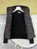 アームバッジレディースダウンジャケットトゥルデザインフード付きニットジャケット冬ウォームダウンジャケットサイズS  -  L2512