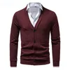 Pulls pour hommes Cardigans pour hommes Pull Poche Hommes Tricot Cardigan Boutons Col V Couleur Solide Pull Homme Casual Slim Fit SW03 230823
