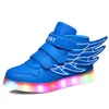 Spor ayakkabıları Jawaykids Çocuklar ve kızlar için kanatlar ile parlayan ayakkabılar ayakkabı içinde kürk öne çıktı USB şarj edilebilir 230823