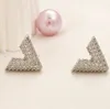 Tasarımcılar Marka Mektubu Küpe Lüks Kulak Saplama Kiraylı Kristal 18K Kaplama Gümüş Paslanmaz Çelik Geometrik Küpe Kadın Düğün Partisi Jewerlry Aksesuarları