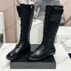 Womens Knee Boots Sheepskin Round Toes Designer With Zipper Pockets Hardware Matelasse Quilted Texture Work Western Knight Motorcycle Snow Ankle Boot