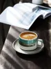 Tassen Untertassen Retro -Kaffeetasse und Untertasse mit Löffel raue Keramik mit einfachem Tasse für Bürohaus.