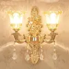 Wandlampen europäischer Stil Lampe Kristall Doppelköpfe Schlafzimmer Nacht Villa Wohnzimmer Kulissen des Lichters El Dekoration