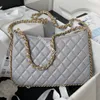 Łańcuch kanałów Crescent Designer Bag dla kobiety luksusowe skórzane torby hobo crossbody Zipper Diamond Wzór na ramię 10A TOP RAMAND TIRCESURYS AS4368