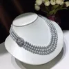 Choker Habitoo Luxury 3 Strand Natural 8-9 mm Gray Round Odlat sötvatten Pärlhalsband Kubik Zirkonblomma CLASP-smycken