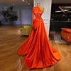 Orange Pleated Satin One Shoulder Evening Dresses 2021 Sexy V Neck Split Prom Gowns Formal Vestidos De Fiesta Celebrity Women Part267C