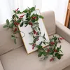 Fiori decorativi 1PC Simulato Bacca di Natale Rattan Artificiale Foglia di agrifoglio Vite Bacche rosse Piante di simulazione Ghirlanda Decorazioni per feste di Natale