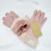 Diseñador Carta Guantes Invierno Otoño Moda Mujer Guante de cachemira con encantador Deporte al aire libre Inviernos cálidos Guantes