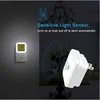 Mini luce notturna a LED EU/US plug-in sensore crepuscolo all'alba lampada da parete per notti quadrata per camera da letto corridoio scale corridoio 110 V 220 V HKD230824