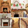 フェイクフローラルグリーンクリスマスクリスマスガーランド階段のある階段のある赤いベリーと壁の暖炉マントル屋内屋外装飾230824