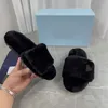 Designer Shoes Sandals Slippers Flip Flops Fashion Anti-slip Female Slides Women Furry Fluffy Faux Fur Brand Warm Indoor