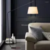 Vloerlampen Metaal Creatieve Lamp Eenvoudig Modern Europees Appartement Staande Led-knopschakelaar Luminaria Slaapkamerdecoraties