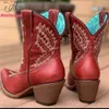 Stövlar cowboy kvinnor västra stövlar pekade tå slip-on 2023 varumärkesdesign ankel stövlar totem retro comfy mode cowgirl boots skor t230824