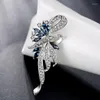 Brosches Fashion Crystal Brosch för kvinnor Elegant Bauhinia Blue Purple Zircon Rhinestone Lapel Pin Corsage Wedding Jewelry